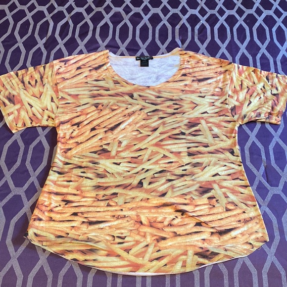 Fries and McDonald’s! Tee lot! M/L? - Picture 5 of 7